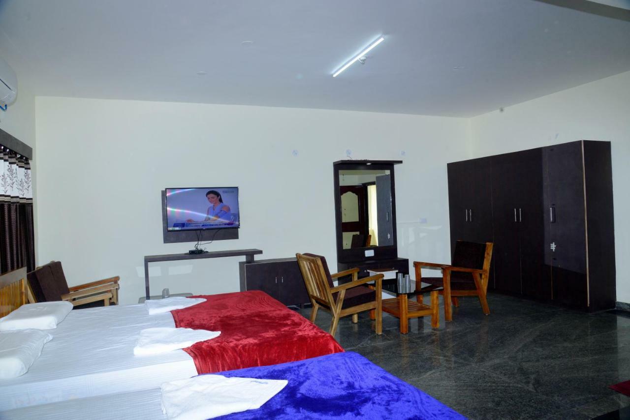 ساجار Hotel Souparnika المظهر الخارجي الصورة