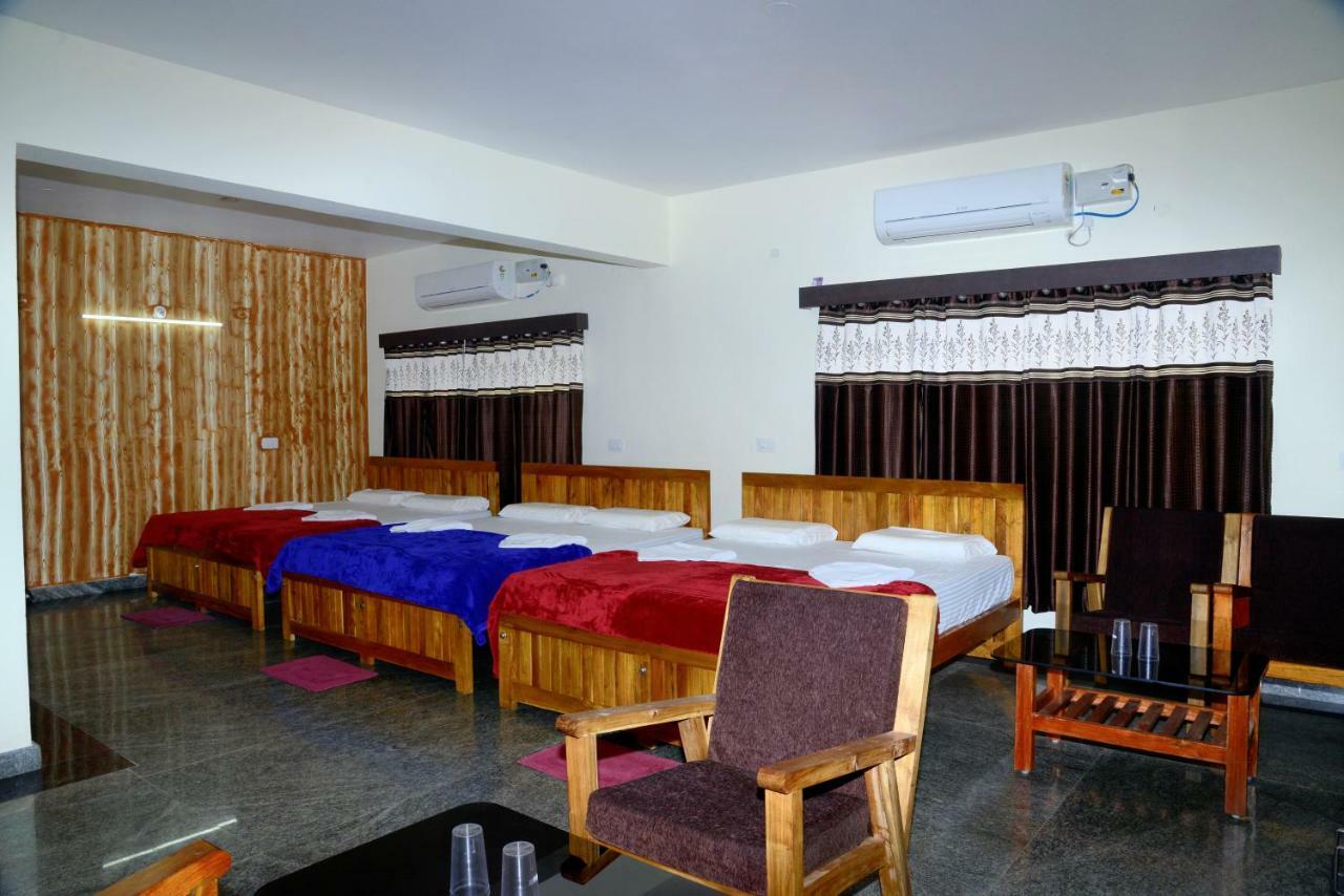ساجار Hotel Souparnika المظهر الخارجي الصورة