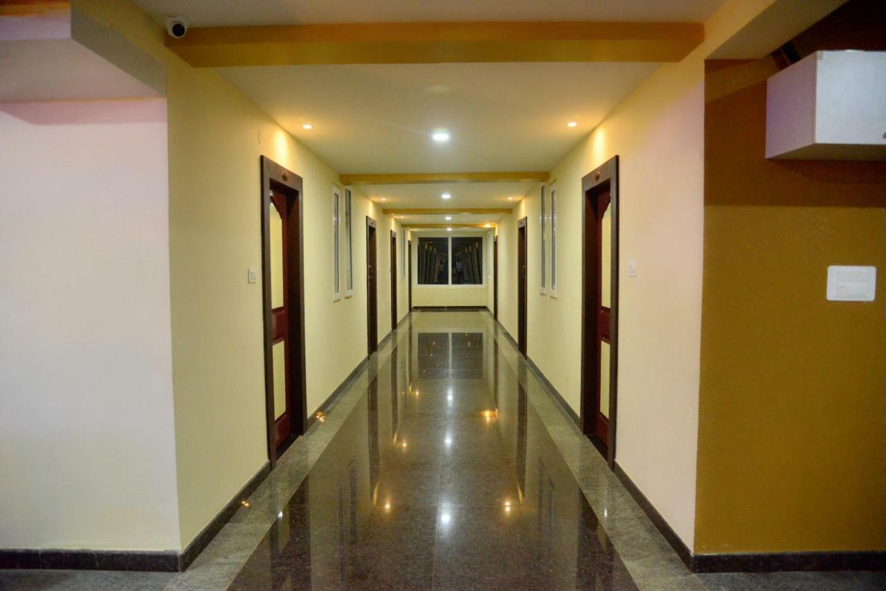 ساجار Hotel Souparnika المظهر الخارجي الصورة