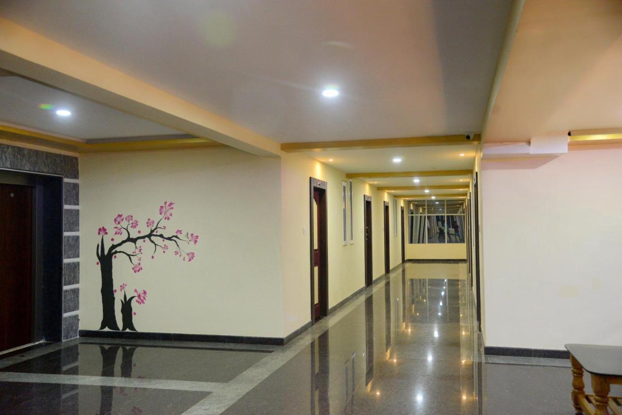 ساجار Hotel Souparnika المظهر الخارجي الصورة